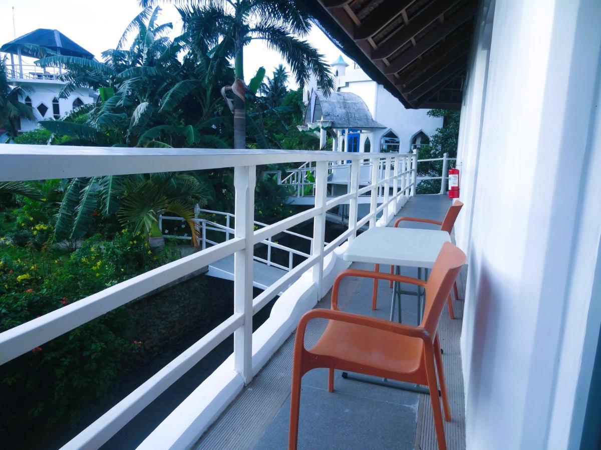 Mg Chateau Resort El Nido Εξωτερικό φωτογραφία