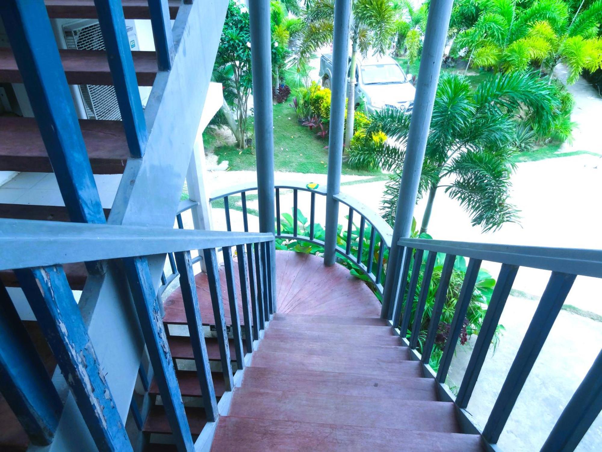 Mg Chateau Resort El Nido Εξωτερικό φωτογραφία